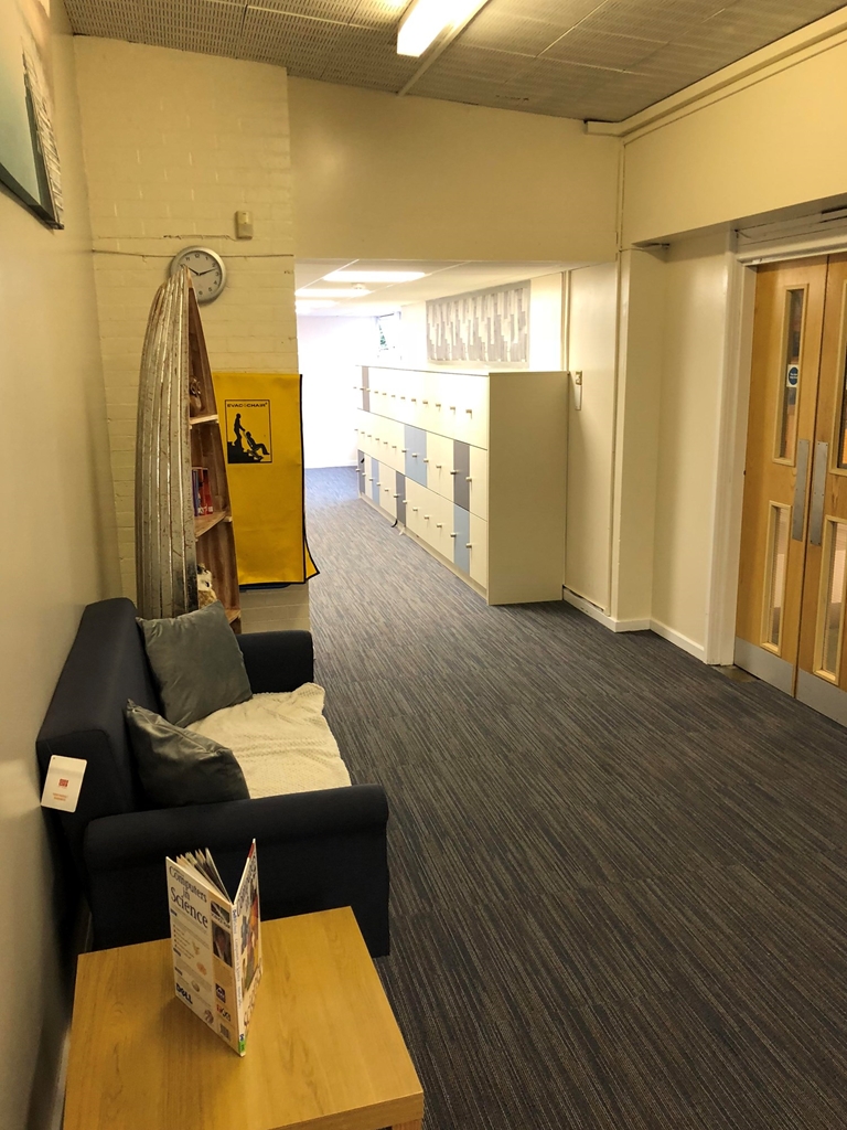 Howley Grange Primary School Home